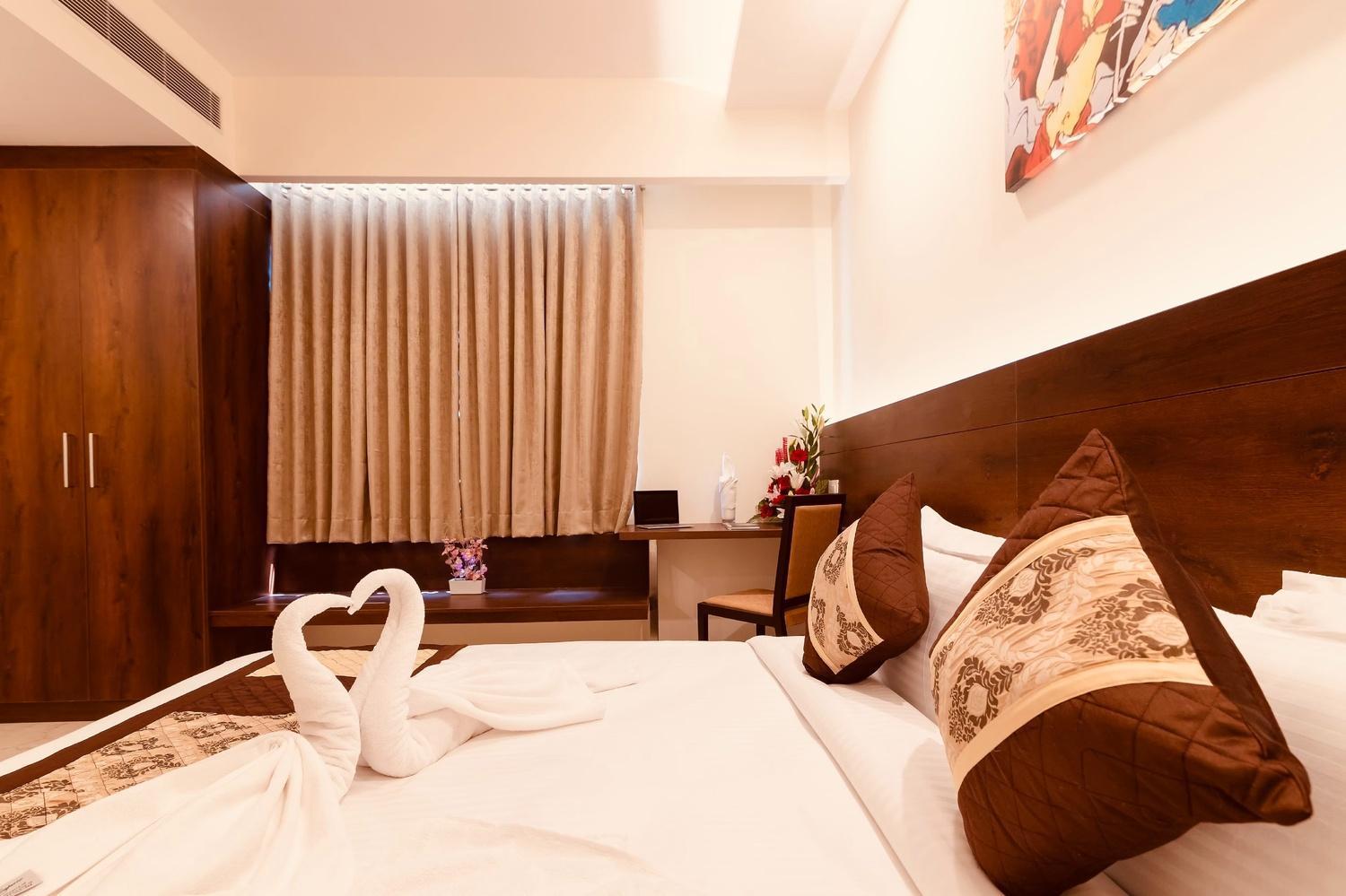 Hotel Crystal Inn Plaza Delhi Airport ニューデリー エクステリア 写真